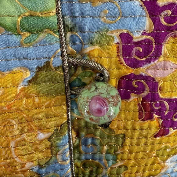 Mary McFadden Couture Silk Quilted Floral Jacket w/ Glass Bead Buttons – Size 10 - Picture 9 of 16